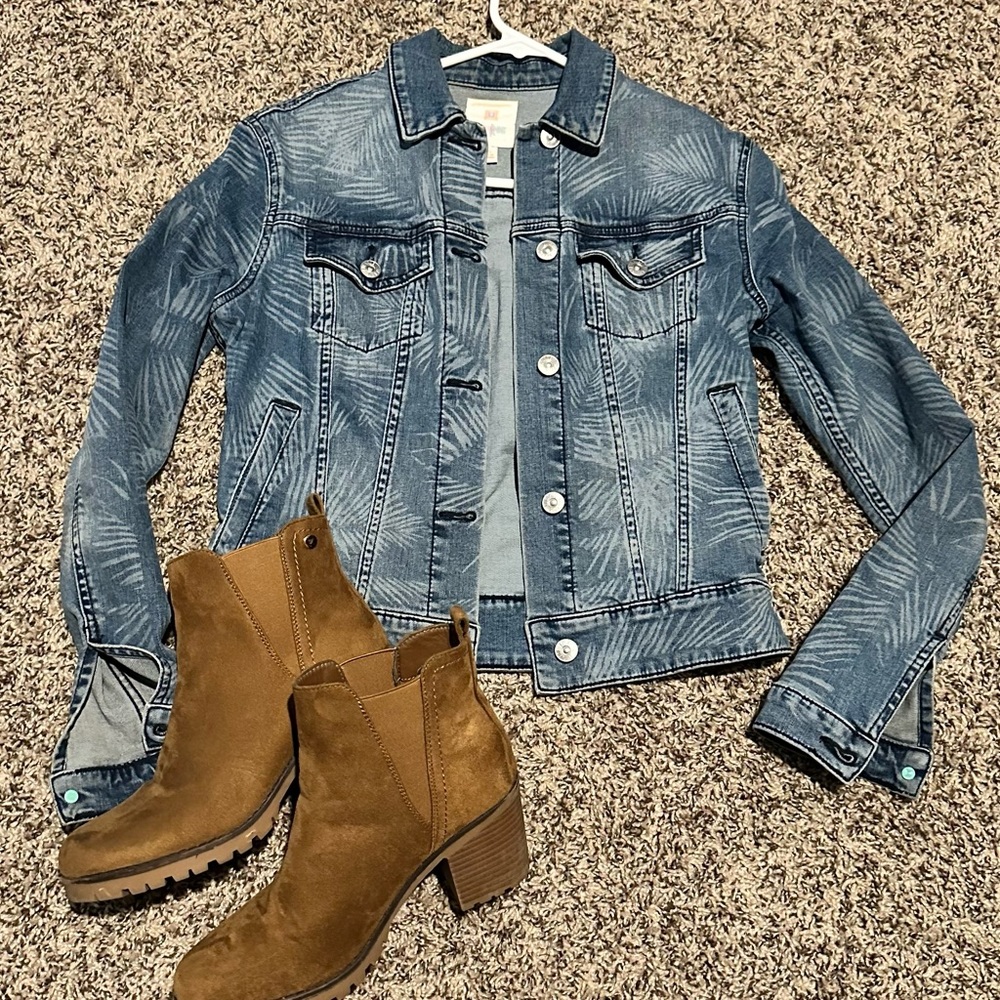 LulaRoe denim Harvey jacket size XS palm fronds